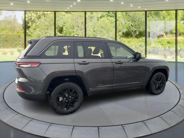 2026 Jeep Grand Cherokee GRAND CHEROKEE LAREDO ALTITUDE 4X4 2026 Jeep Grand Cherokee GRAND CHEROKEE LAREDO ALTITUDE 4X4