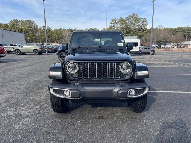 2026 Jeep Gladiator GLADIATOR SAHARA 4X4