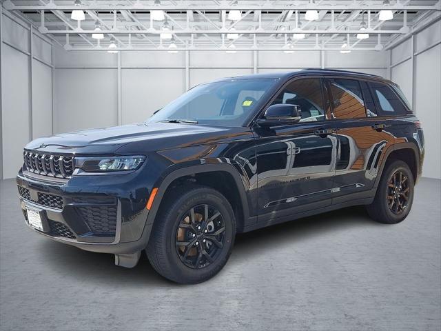 2026 Jeep Grand Cherokee GRAND CHEROKEE LAREDO ALTITUDE 4X4