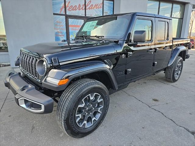 2026 Jeep Gladiator GLADIATOR SAHARA 4X4