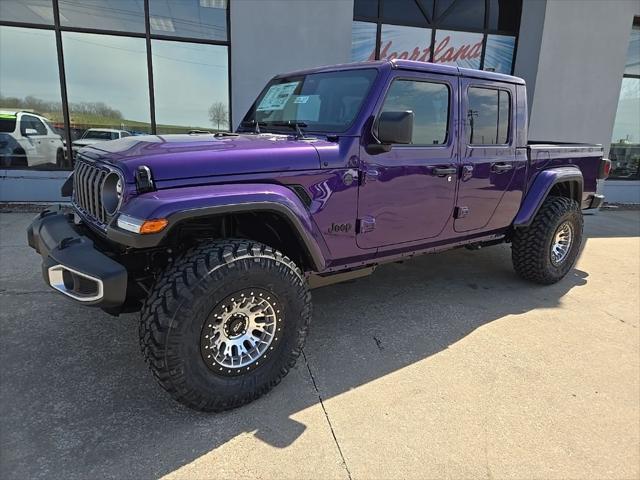 2026 Jeep Gladiator GLADIATOR SAHARA 4X4