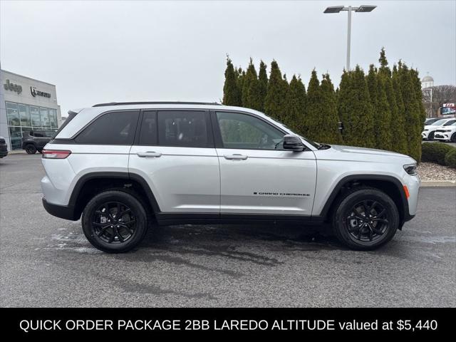 2026 Jeep Grand Cherokee GRAND CHEROKEE LAREDO ALTITUDE 4X4 2026 Jeep Grand Cherokee GRAND CHEROKEE LAREDO ALTITUDE 4X4
