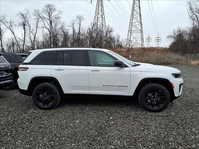 2026 Jeep Grand Cherokee GRAND CHEROKEE LAREDO ALTITUDE 4X4 2026 Jeep Grand Cherokee GRAND CHEROKEE LAREDO ALTITUDE 4X4