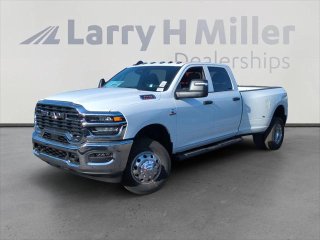 2026 RAM Ram 3500 RAM 3500 TRADESMAN CREW CAB 4X4 8 BOX