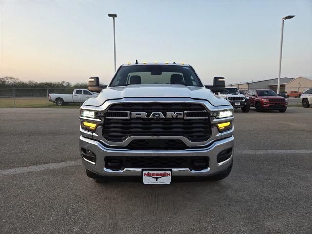 2026 RAM Ram 3500 Chassis Cab RAM 3500 TRADESMAN CHASSIS REGULAR CAB 4X4 60 CA