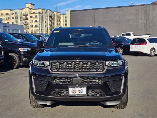 2026 Jeep Grand Cherokee GRAND CHEROKEE LAREDO ALTITUDE 4X4