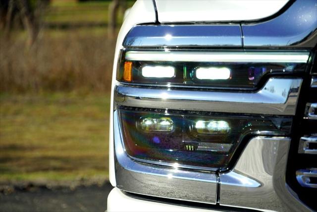 2026 RAM Ram 3500 RAM 3500 LARAMIE CREW CAB 4X4 8 BOX