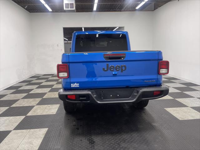 2026 Jeep Gladiator GLADIATOR SAHARA 4X4