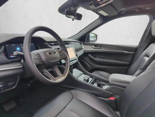 2026 Jeep Grand Cherokee Limited 4x2