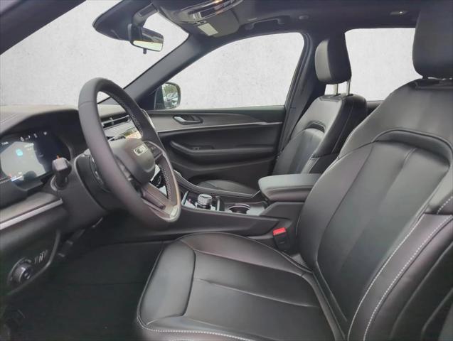 2026 Jeep Grand Cherokee Limited 4x2