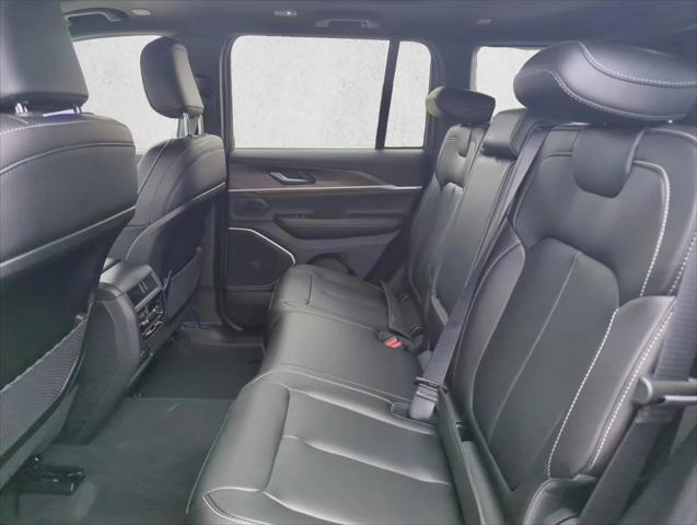 2026 Jeep Grand Cherokee Limited 4x2
