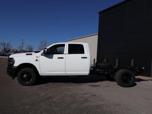 2026 RAM Ram 3500 Chassis Cab RAM 3500 TRADESMAN CREW CAB CHASSIS 4X4 60 CA