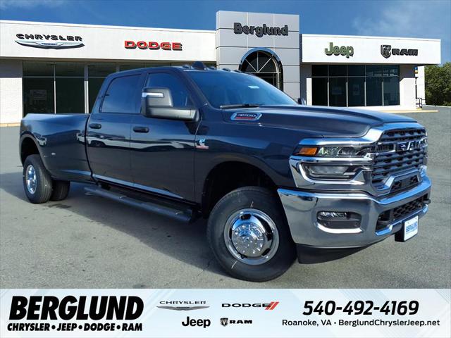 2026 RAM Ram 3500 RAM 3500 TRADESMAN CREW CAB 4X4 8 BOX