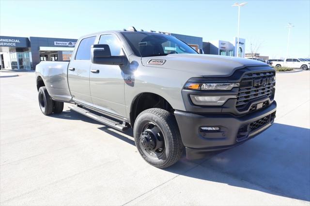 2026 RAM Ram 3500 RAM 3500 TRADESMAN CREW CAB 4X4 8 BOX