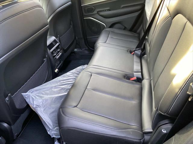 2026 Jeep Grand Cherokee GRAND CHEROKEE LIMITED 4X4 2026 Jeep Grand Cherokee GRAND CHEROKEE LIMITED 4X4