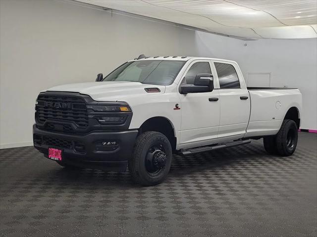2026 RAM Ram 3500 RAM 3500 TRADESMAN CREW CAB 4X4 8 BOX
