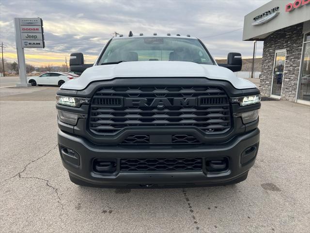 2026 RAM Ram 3500 Chassis Cab RAM 3500 TRADESMAN CREW CAB CHASSIS 4X4 60 CA