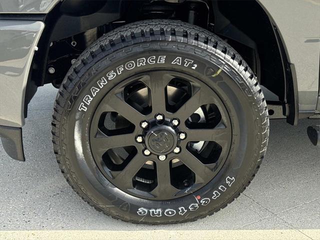 2026 RAM Ram 2500 RAM 2500 BLACK EXPRESS CREW CAB 4X4 64 BOX