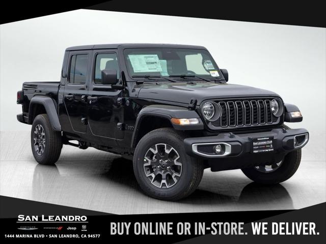 2026 Jeep Gladiator GLADIATOR SAHARA 4X4