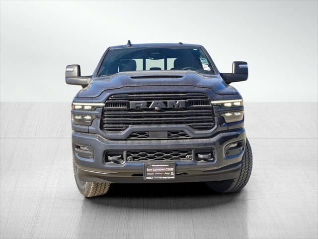 2026 RAM Ram 3500 RAM 3500 LARAMIE CREW CAB 4X4 8 BOX