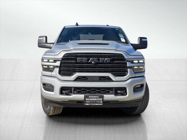 2026 RAM Ram 3500 RAM 3500 LARAMIE CREW CAB 4X4 8 BOX