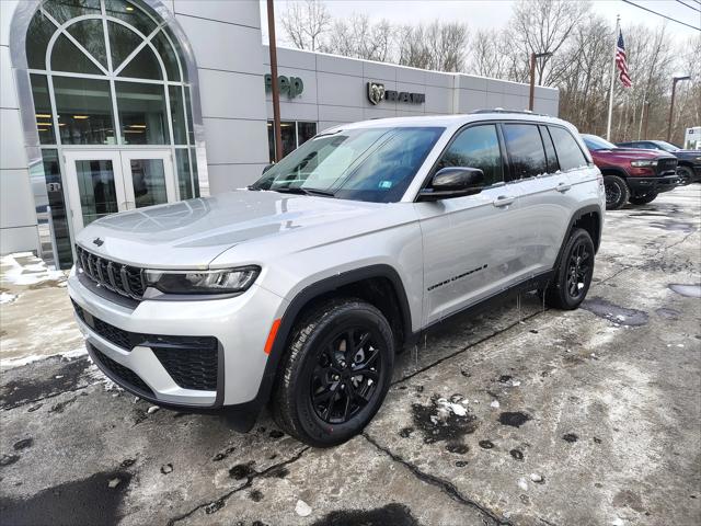 2026 Jeep Grand Cherokee GRAND CHEROKEE LAREDO ALTITUDE 4X4