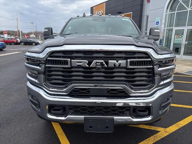 2026 RAM Ram 2500 RAM 2500 TRADESMAN CREW CAB 4X4 64 BOX