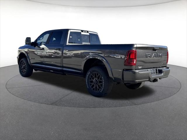 2026 RAM Ram 3500 RAM 3500 LIMITED CREW CAB 4X4 8 BOX