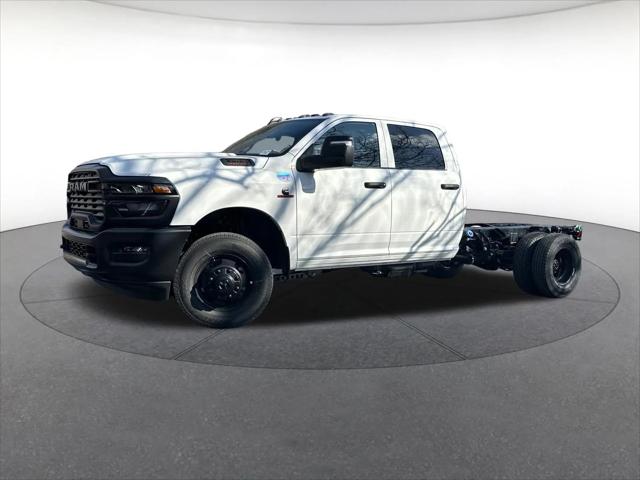 2026 RAM Ram 3500 Chassis Cab RAM 3500 TRADESMAN CREW CAB CHASSIS 4X4 60 CA