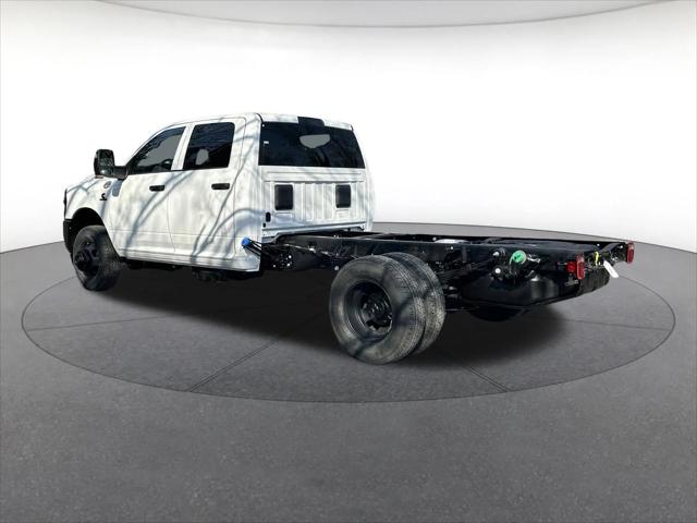 2026 RAM Ram 3500 Chassis Cab RAM 3500 TRADESMAN CREW CAB CHASSIS 4X4 60 CA