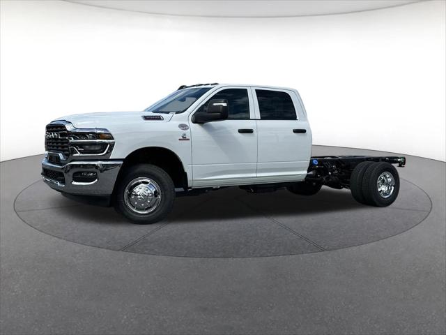 2026 RAM Ram 3500 Chassis Cab RAM 3500 TRADESMAN CREW CAB CHASSIS 4X4 60 CA 2026 RAM Ram 3500 Chassis Cab RAM 3500 TRADESMAN CREW CAB CHASSIS 4X4 60 CA