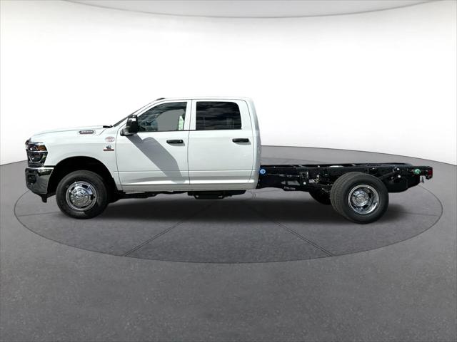 2026 RAM Ram 3500 Chassis Cab RAM 3500 TRADESMAN CREW CAB CHASSIS 4X4 60 CA 2026 RAM Ram 3500 Chassis Cab RAM 3500 TRADESMAN CREW CAB CHASSIS 4X4 60 CA