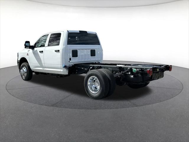 2026 RAM Ram 3500 Chassis Cab RAM 3500 TRADESMAN CREW CAB CHASSIS 4X4 60 CA 2026 RAM Ram 3500 Chassis Cab RAM 3500 TRADESMAN CREW CAB CHASSIS 4X4 60 CA