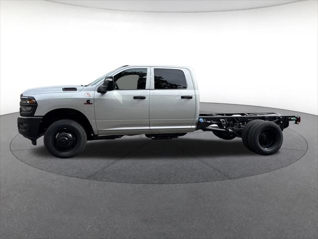 2026 RAM Ram 3500 Chassis Cab RAM 3500 TRADESMAN CREW CAB CHASSIS 4X4 60 CA 2026 RAM Ram 3500 Chassis Cab RAM 3500 TRADESMAN CREW CAB CHASSIS 4X4 60 CA