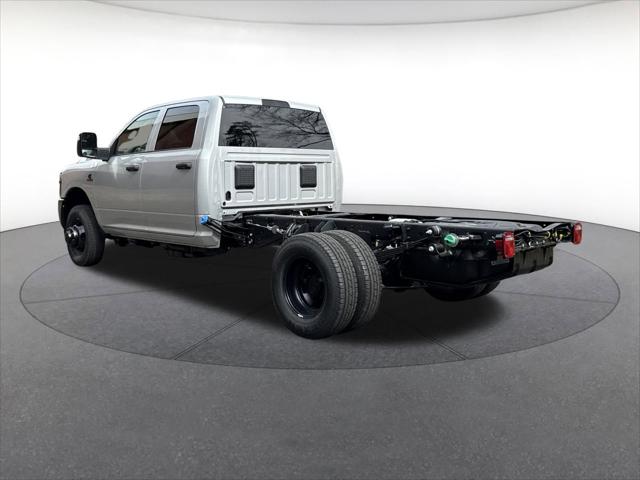 2026 RAM Ram 3500 Chassis Cab RAM 3500 TRADESMAN CREW CAB CHASSIS 4X4 60 CA 2026 RAM Ram 3500 Chassis Cab RAM 3500 TRADESMAN CREW CAB CHASSIS 4X4 60 CA