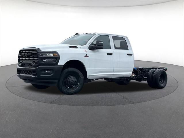 2026 RAM Ram 3500 Chassis Cab RAM 3500 TRADESMAN CREW CAB CHASSIS 4X4 60 CA 2026 RAM Ram 3500 Chassis Cab RAM 3500 TRADESMAN CREW CAB CHASSIS 4X4 60 CA