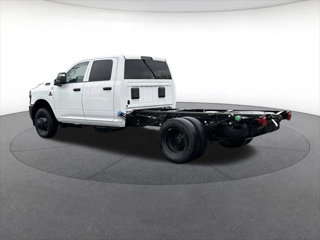 2026 RAM Ram 3500 Chassis Cab RAM 3500 TRADESMAN CREW CAB CHASSIS 4X4 60 CA 2026 RAM Ram 3500 Chassis Cab RAM 3500 TRADESMAN CREW CAB CHASSIS 4X4 60 CA