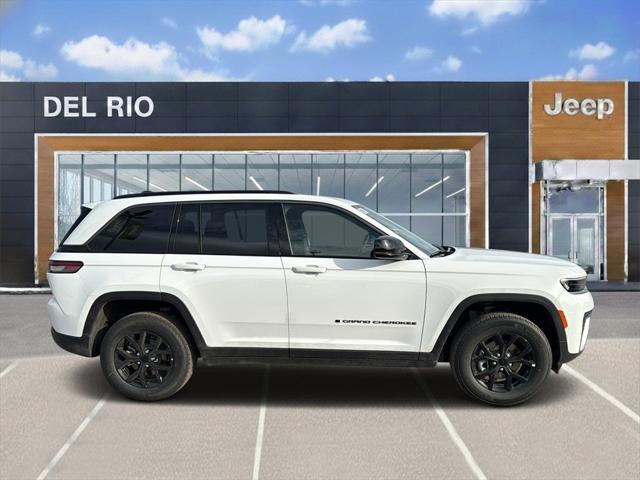 2026 Jeep Grand Cherokee GRAND CHEROKEE LAREDO ALTITUDE 4X2 2026 Jeep Grand Cherokee GRAND CHEROKEE LAREDO ALTITUDE 4X2
