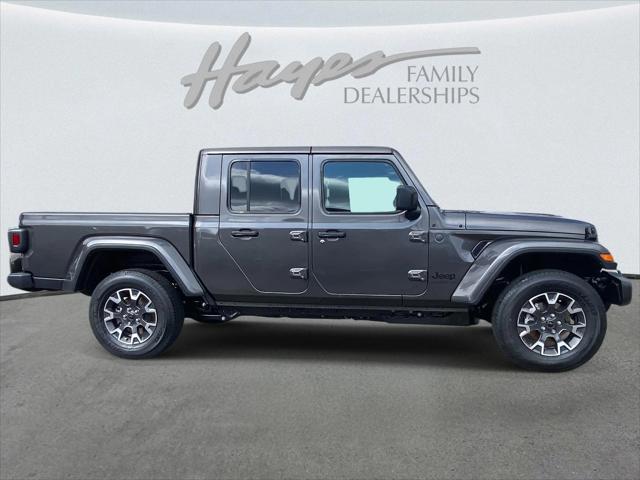 2026 Jeep Gladiator GLADIATOR SAHARA 4X4