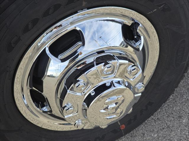 2026 RAM Ram 3500 RAM 3500 TRADESMAN CREW CAB 4X4 8 BOX