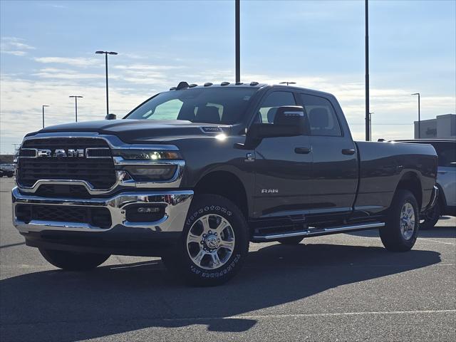 2026 RAM 3500 RAM 3500 BIG HORN CREW CAB 4X4 8 BOX