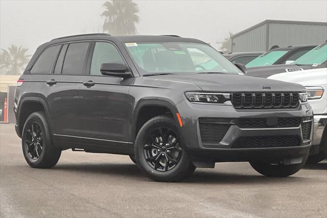 2026 Jeep Grand Cherokee GRAND CHEROKEE ALTITUDE 4X4