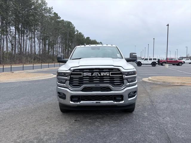 2026 RAM Ram 3500 Chassis Cab RAM 3500 TRADESMAN CREW CAB CHASSIS 4X4 60 CA