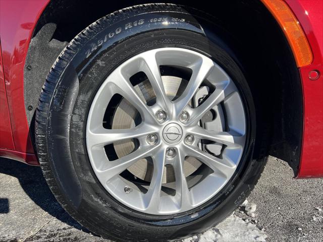 2026 Chrysler Pacifica PACIFICA SELECT AWD