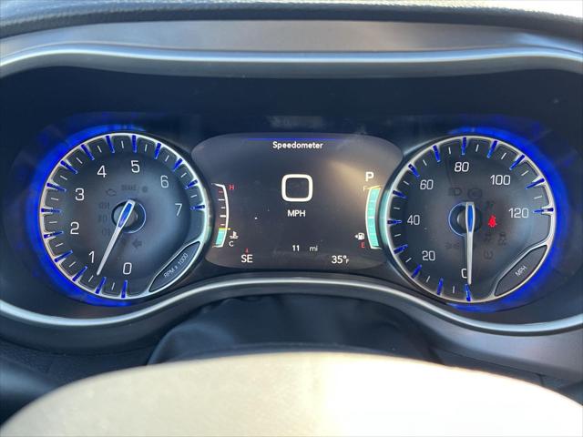 2026 Chrysler Pacifica Select AWD