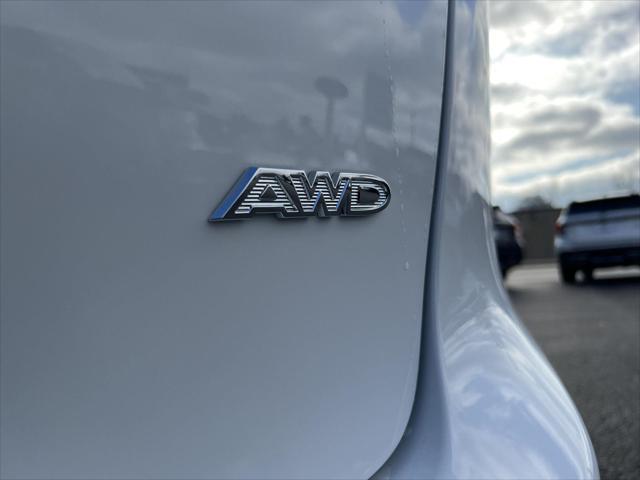 2026 Chrysler Pacifica Select AWD