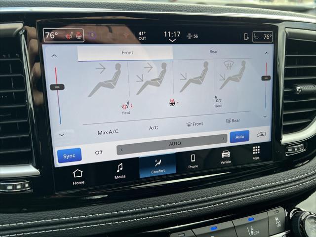 2026 Chrysler Pacifica Select AWD