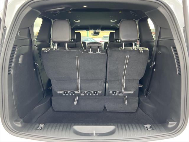 2026 Chrysler Pacifica Select AWD