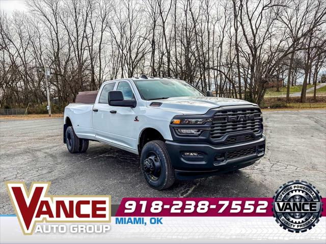2026 RAM Ram 3500 RAM 3500 TRADESMAN CREW CAB 4X4 8 BOX