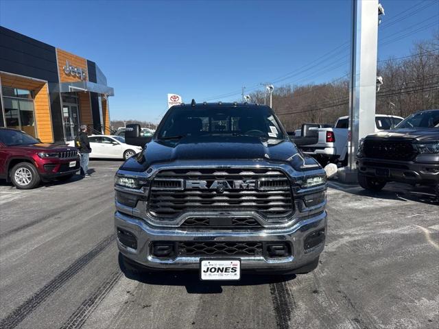 2026 RAM Ram 3500 RAM 3500 TRADESMAN CREW CAB 4X4 8 BOX